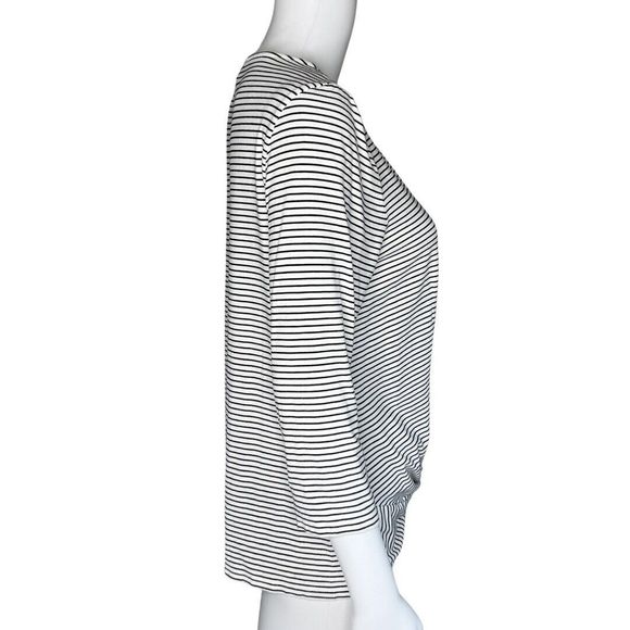Chicos Shirt Womens Medium 1‎ Black White Stripe Twist Front Tee Basic Casual - Picture 2 of 6